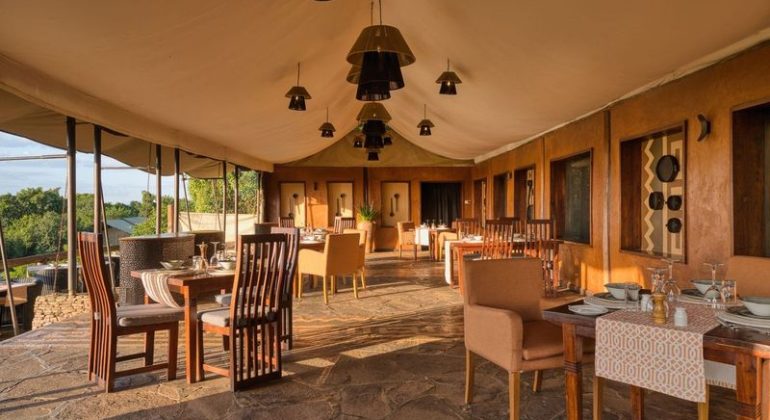 Serengeti Migration Camp Dining