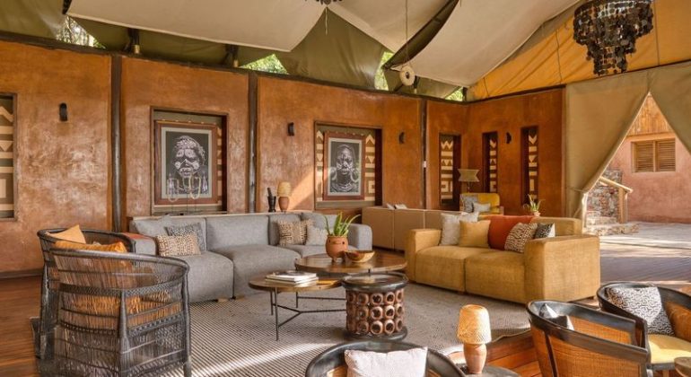Serengeti Migration Camp Lounge
