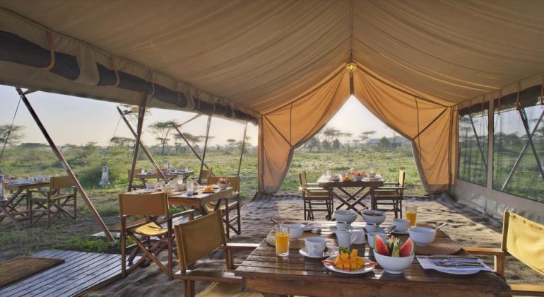 Serengeti Under Canvas Dining