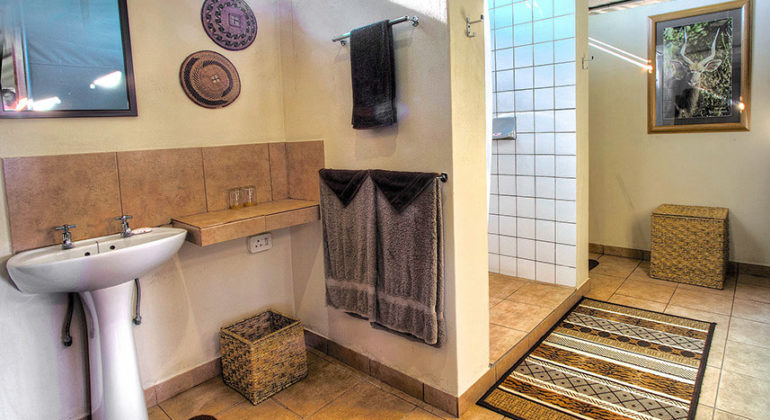 Bomani Tented Lodge Bathroom
