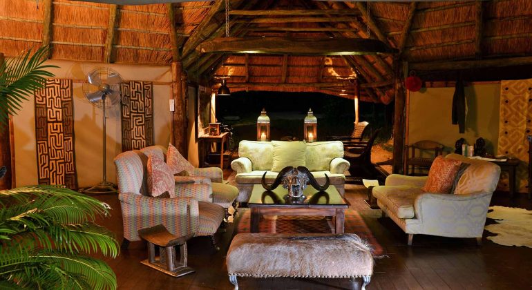 Khulu Bush Lodge Lounge