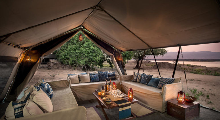 Zambezi Expeditions Lounge