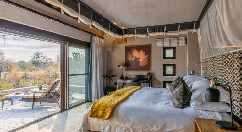 Simbambili Game Lodge Suite