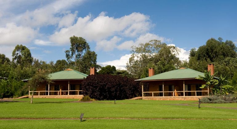Tloma Lodge Outdoors