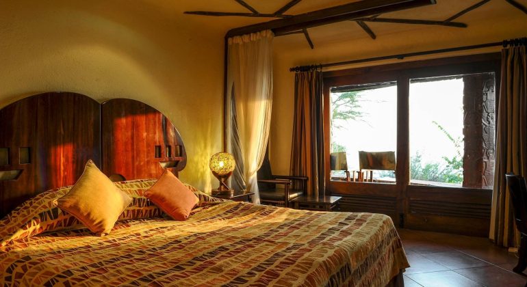 Serengeti Serena Safari Lodge Bedroom