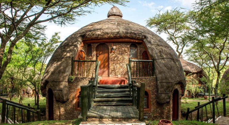 Serengeti Serena Safari Lodge Room