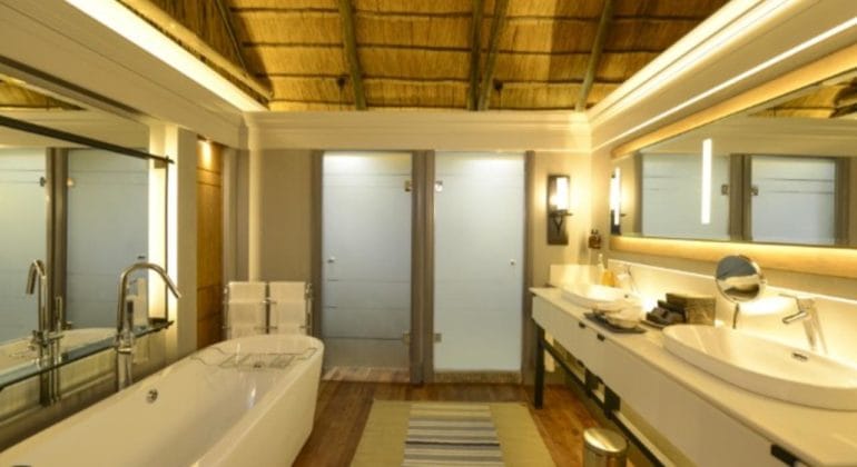Chobe Water Villas Bathroom