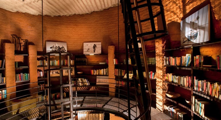 Leobo Private Reserve Library