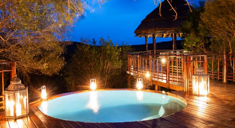 Thanda Safari Lodge Pool Deck